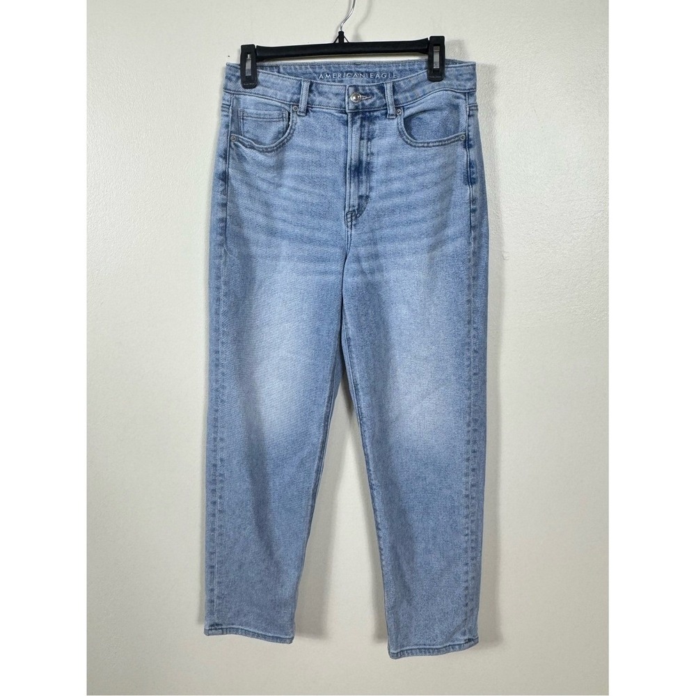 American Eagle Womens Mom Straight Jeans Size 6 Short Essential